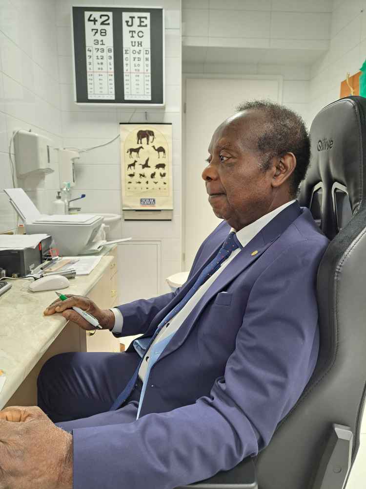 Peter Emeriewen M.D.